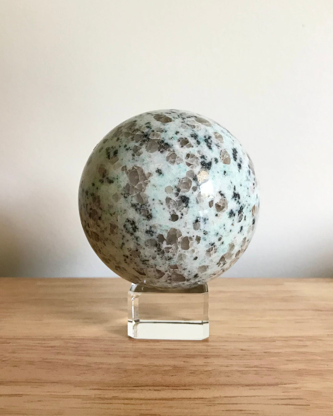 KIWI JASPER | Sphere