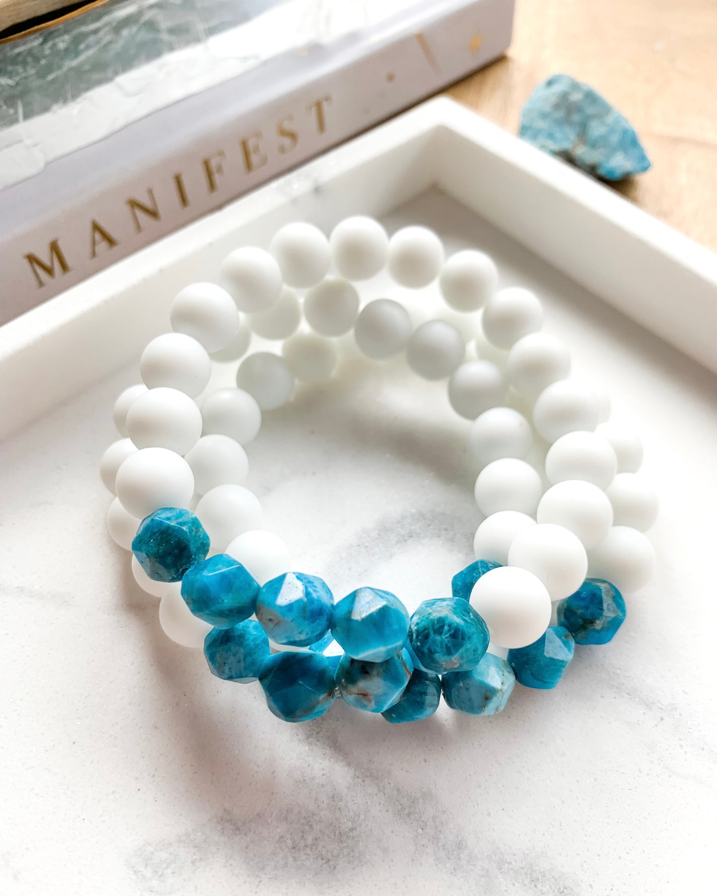 BEACH DAZE Mala Bracelet | Apatite + White Onyx